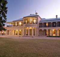 Old Government House - Accommodation Mermaid Beach