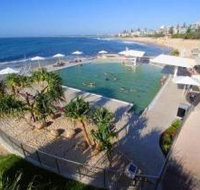 Kings Beach - Beachfront Salt Water Pool - Accommodation Mermaid Beach