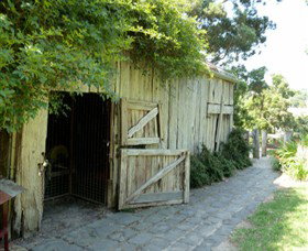 Schwerkolt Cottage - Accommodation Mermaid Beach 0