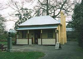 Adam Lindsay Gordon Cottage - Accommodation Mermaid Beach 0