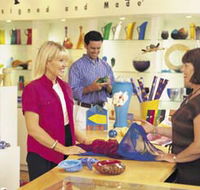 Shopping in The Rocks - Accommodation Mermaid Beach