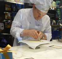 Lindt Maitre Chocolatier - Accommodation Mermaid Beach