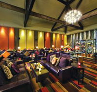 Establishment Bar - Accommodation Mermaid Beach