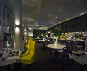 Ivy Bar - Accommodation Mermaid Beach 0