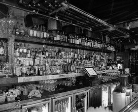 Stitch Bar - Accommodation Mermaid Beach 4