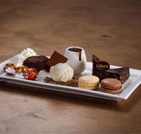 Lindt Chocolate Caf Cockle Bay - Accommodation Mermaid Beach