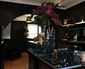 Pierre Winter Fine Jewels - Accommodation Mermaid Beach 0