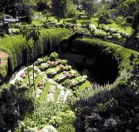 Umpherston Sinkhole - Accommodation Mermaid Beach