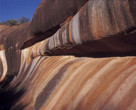 Elachbutting Rock - Accommodation Mermaid Beach 0