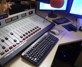 Peak Hill FM Community Radio Station - Accommodation Mermaid Beach 0
