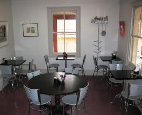 Ben Roberts Cafe And Gallery - Accommodation Mermaid Beach 1