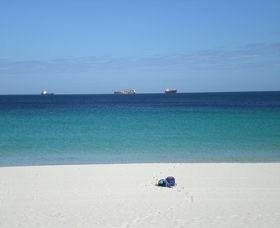 Leighton Beach - Accommodation Mermaid Beach 0