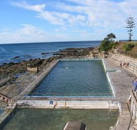 The Entrance Ocean Baths - Accommodation Mermaid Beach