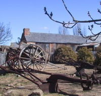 The Early Settlers Hut - Accommodation Mermaid Beach
