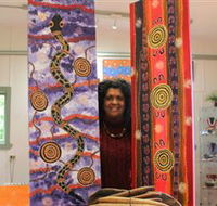 Apma Creations Aboriginal Art Gallery and Gift shop - Accommodation Mermaid Beach