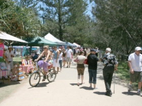 Coolangatta Art And Craft Markets - Accommodation Mermaid Beach 2