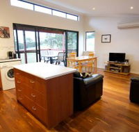 Karrak Reach Forest Retreat - Accommodation Mermaid Beach