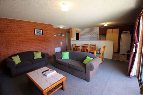 Sunrise 9 - Accommodation Mermaid Beach 6