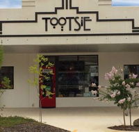 Tootsie Fine Art and Design - Accommodation Mermaid Beach