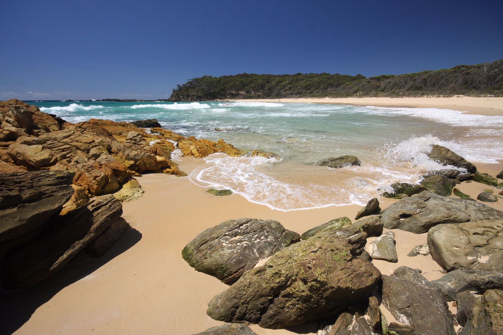 Barragga Bay NSW Accommodation Mermaid Beach