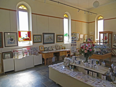 Medika Gallery - Accommodation Mermaid Beach 1
