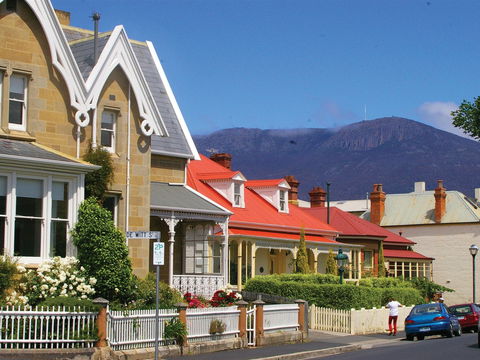 Battery Point - Accommodation Mermaid Beach 0