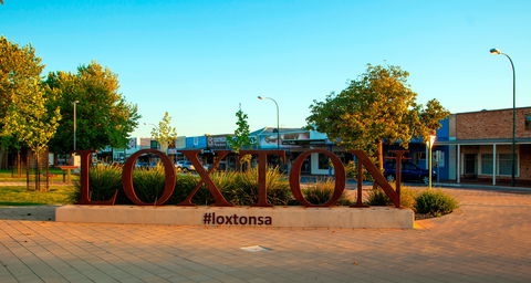 East Terrace, Loxton - Accommodation Mermaid Beach 0