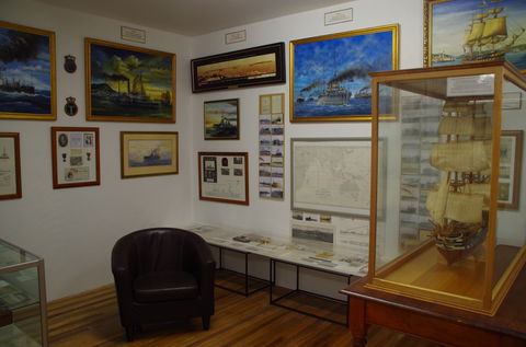 Mainly Maritime - Accommodation Mermaid Beach 1