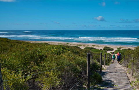 Pelican Beach Road Lookout - Accommodation Mermaid Beach 0