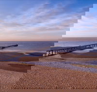 Altona Beach - Accommodation Mermaid Beach