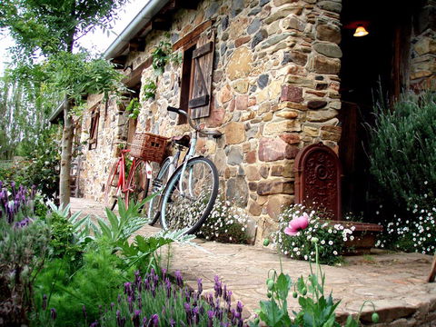 Lavandula Swiss Italian Farm - Accommodation Mermaid Beach 2