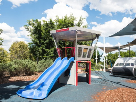 Lobley Park - Accommodation Mermaid Beach 1