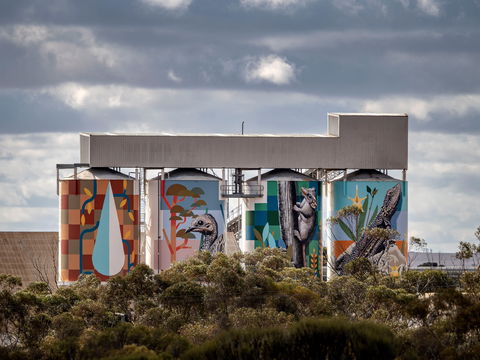 PUBLIC Silo Trail - Accommodation Mermaid Beach 1