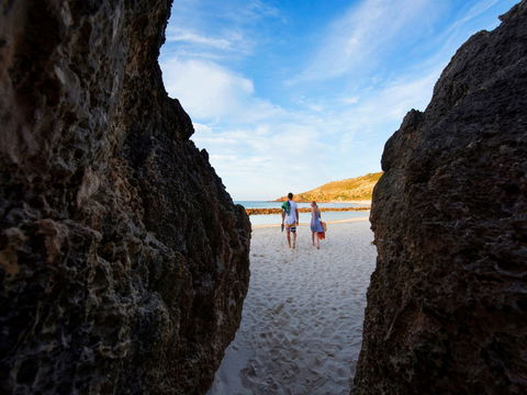 Stokes Bay Beach - Accommodation Mermaid Beach 0