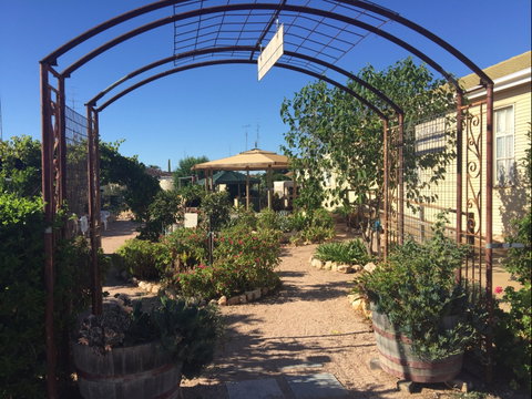 Anglican Community Cafe, Limestone Art Gallery & Cornish Garden - Accommodation Mermaid Beach 0