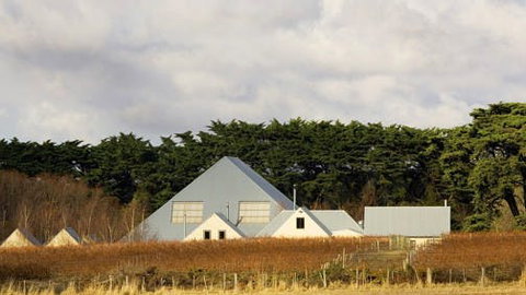 Romsey - Accommodation Mermaid Beach 0