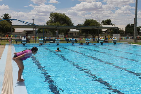 John Houston Memorial Pool: Olympic Pool Complex - Accommodation Mermaid Beach 0