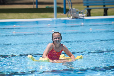 John Houston Memorial Pool: Olympic Pool Complex - Accommodation Mermaid Beach 1