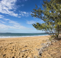 Salonika Beach - Accommodation Mermaid Beach