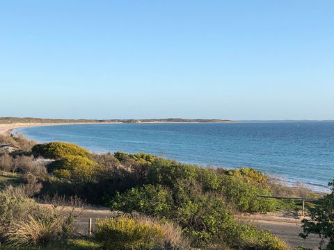 Beacon Reserve Lookout, Port Hughes - Accommodation Mermaid Beach 2
