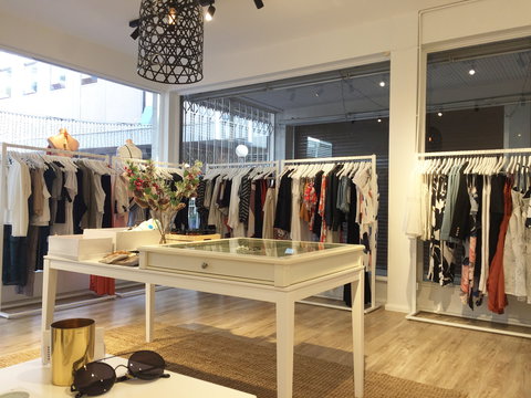 Ivory Lane Boutique - Accommodation Mermaid Beach 2