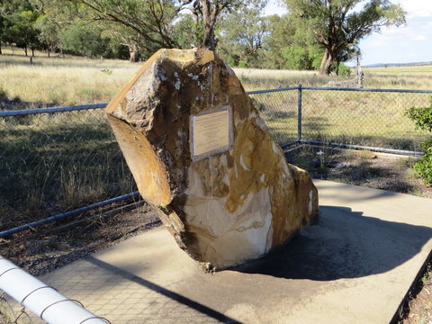 John Oxley Monument - Accommodation Mermaid Beach 1