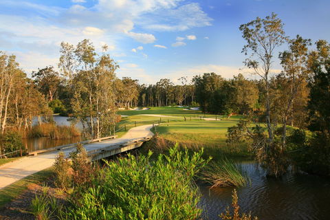 Pacific Dunes Golf Club - Accommodation Mermaid Beach 2