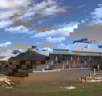 Pontville - Accommodation Mermaid Beach