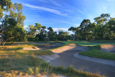 Woodlands Golf Club - Accommodation Mermaid Beach 0