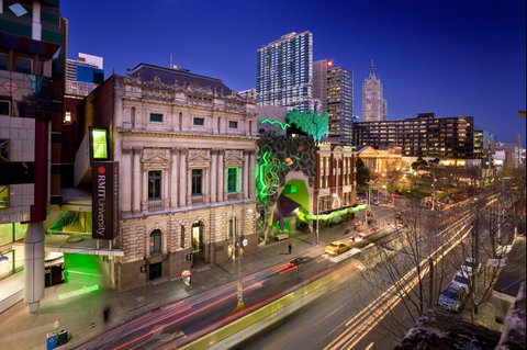 RMIT Gallery - Accommodation Mermaid Beach 0