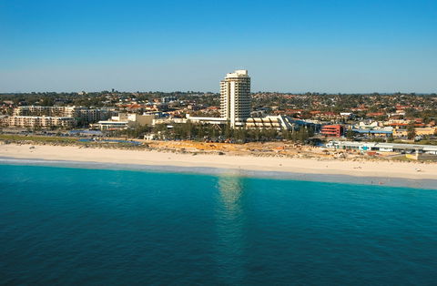 Scarborough Beach - Accommodation Mermaid Beach 0