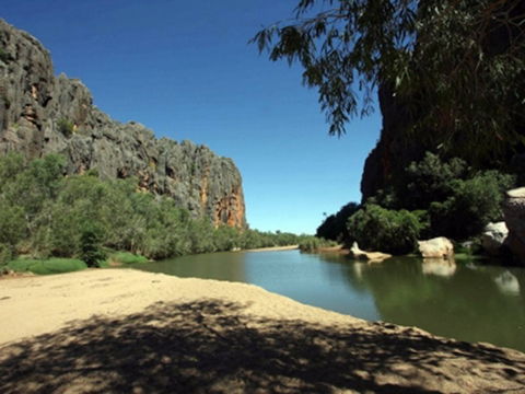 Time Walk, Windjana Gorge National Park - Accommodation Mermaid Beach 1