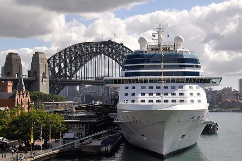 Airport Shuttle Transfer From Sydney Airport To Circular Quay Cruise Terminal - Accommodation Mermaid Beach 0