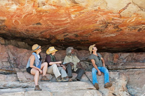 Arnhem Land Injalak Hill Full-Day Tour From Jabiru - Accommodation Mermaid Beach 5